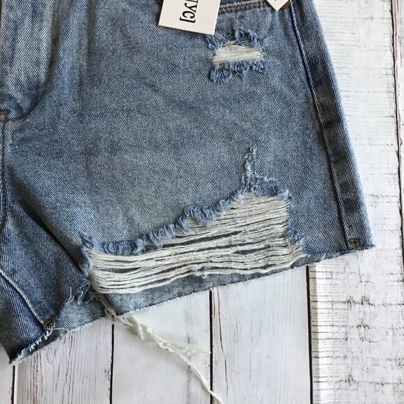 BlankNYC "The Barrow" High Rise Distressed Shorts Size 29 - Picture 6 of 14